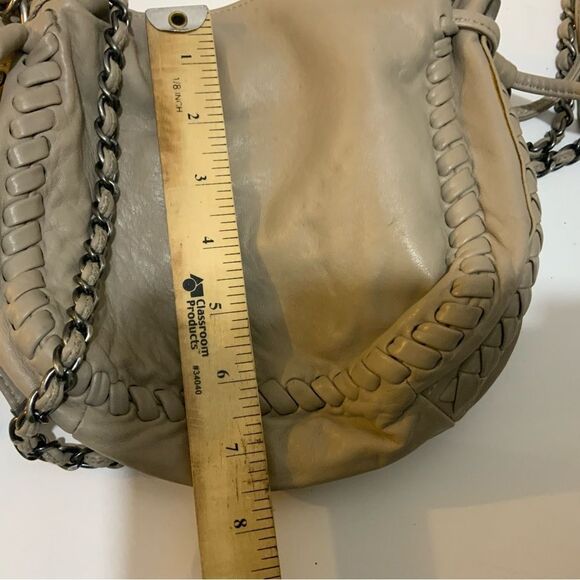 Elie Tahari leather Gray shoulder/crossbody bag snap closure - Picture 7 of 13